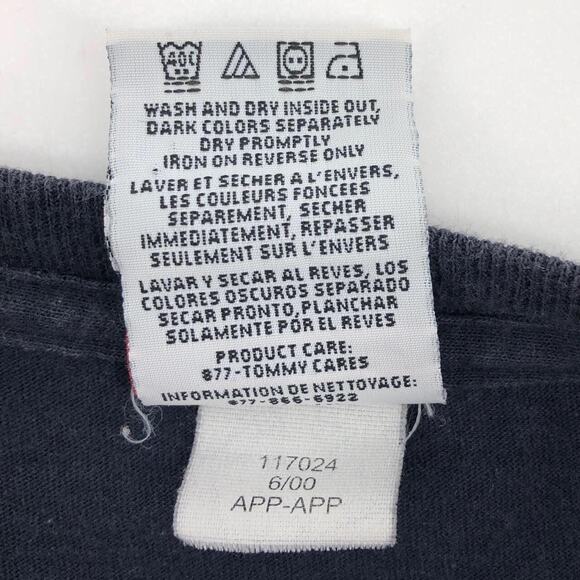Y2K Tommy Hilfiger long sleeve tshirt 2000s vintage - Picture 4 of 4